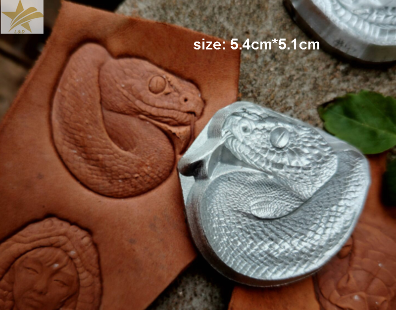 Schlangenmuster Maidush Handge – Leatherwork Flowers Bewertung und Preis